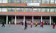 Visita do UB Lavadores ao Colexio Igrexa-Valadares dentro do programa de VIDE "Aprende dos que máis saben". 6.04.11.